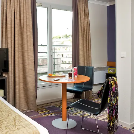 Apartmanhotel Adagio Buttes Chaumont 3*