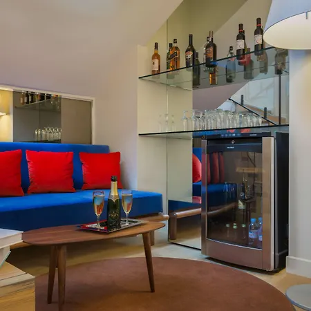 Jardin De Cluny Hotel 4*