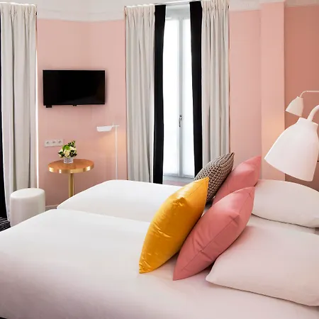 Pastel Hotel