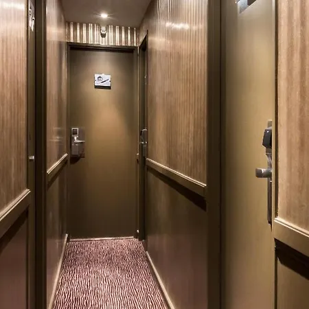 Hotel Elysees Flaubert 3*