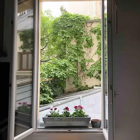 : Superbe 2 Pieces Jardin Des Plantes. *