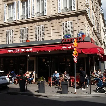 Le Marais Chic Ac Parigi