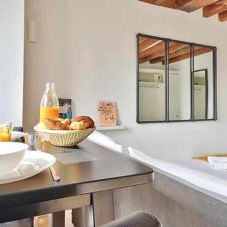 Apartment Cosy And New In The Heart Of