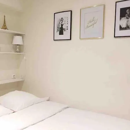 Apartment In The Heart Of The Marais With Air Conditioning