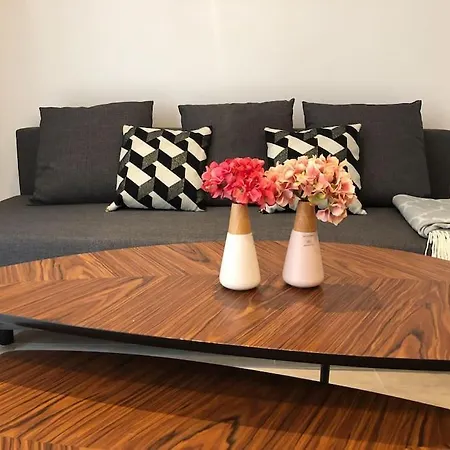 Apartment In The Heart Of The Marais With Air Conditioning Paris