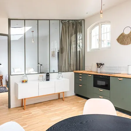 Outstanding Architect Loft - Canal St Martin Apartment