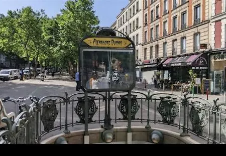 Studio Calme Et Eclaire Proche De Nation A Apartment *