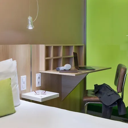 Hotel Mercure Gare Du Nord 4*