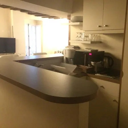 Studio Guisarde Apartment *