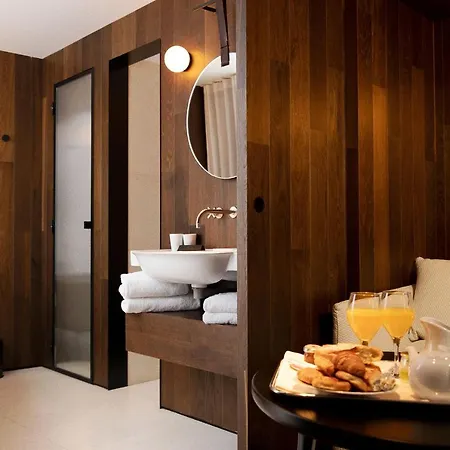 Du Bourg Tibourg Hotel