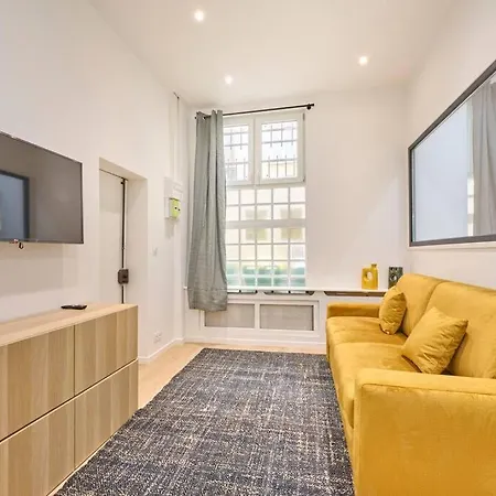 Marais - Modern Daire Paris