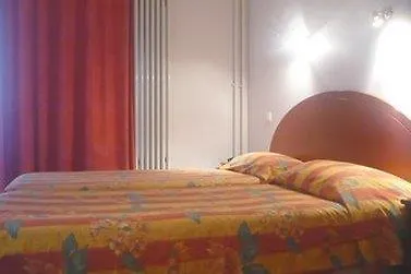 Hotel Des Métallos 3*