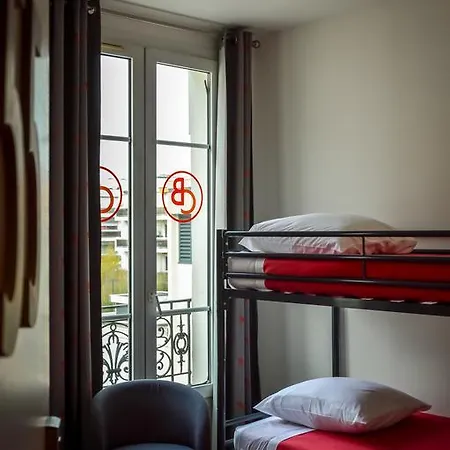 Beautiful Belleville & Hostel