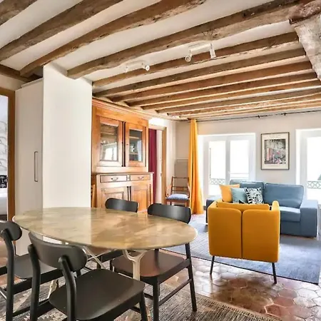 Exquisite And Spacious *