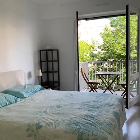 Spacious Cocoon Near The Place De La Nation *