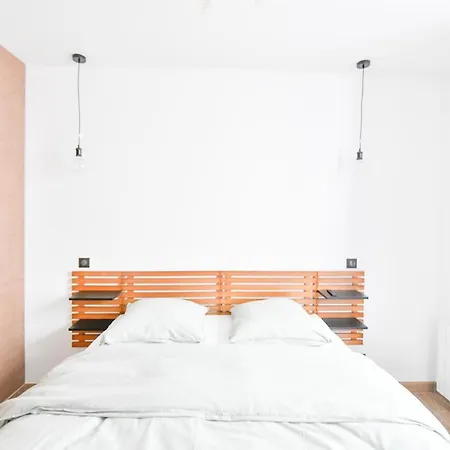 Apartment Le Charme De Montmartre - Patio Prive-sacre-coeur - Parking Gratuit - Metro Anvers *