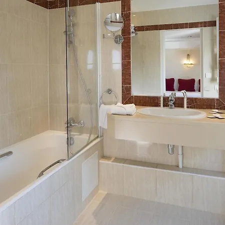 De Suede Saint Germain 4*