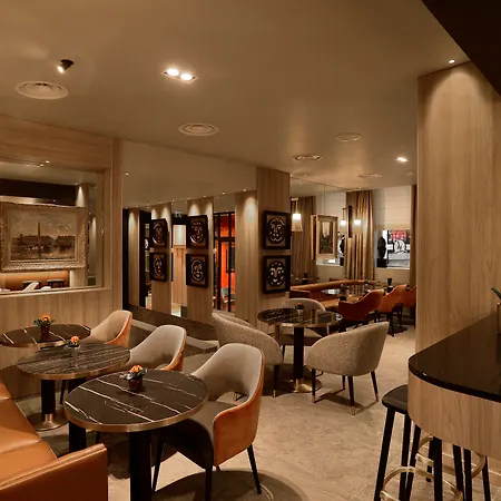 La Lanterne & By Timhotel 4* Paříž