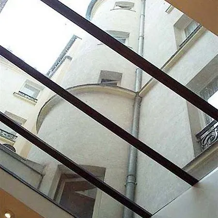 Des Métallos 3* Paris