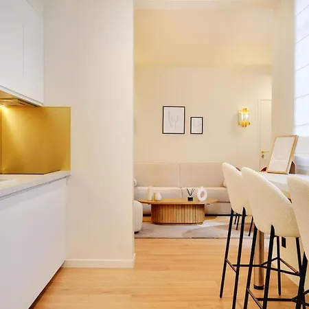 Chic - 2br-6p - Opera House