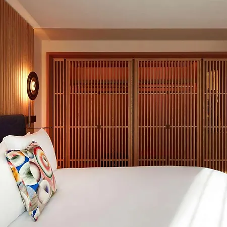 So/ Hotel
