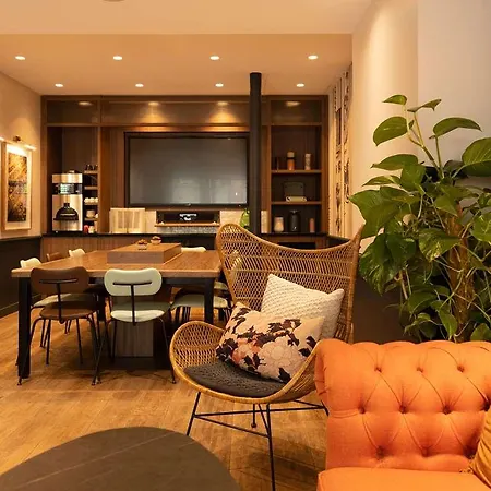 Ibis Styles Gare De Lyon Bastille 3*