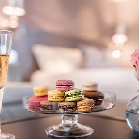 Beauchamps 4* Paris