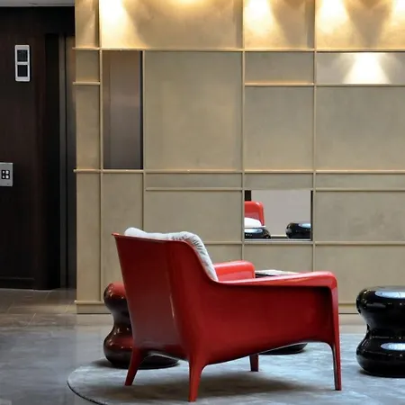 Beauchamps 4* Paris