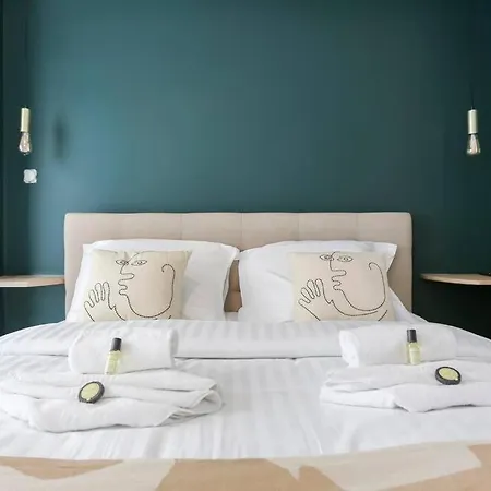 Modern 2 Bedrooms Near Louvre * 巴黎