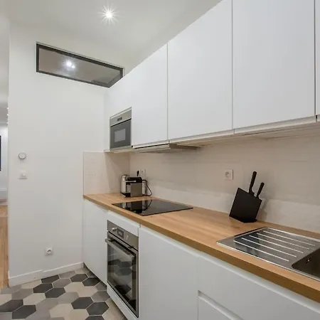Apartment Notre Dame, Odeon 5e, Triplex 2 Salles De Bain