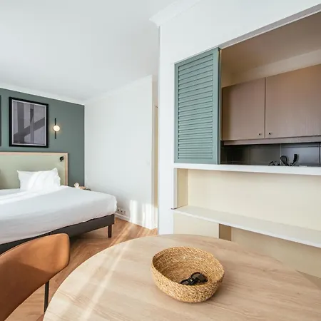 Adagio Buttes Chaumont Apartmanhotel