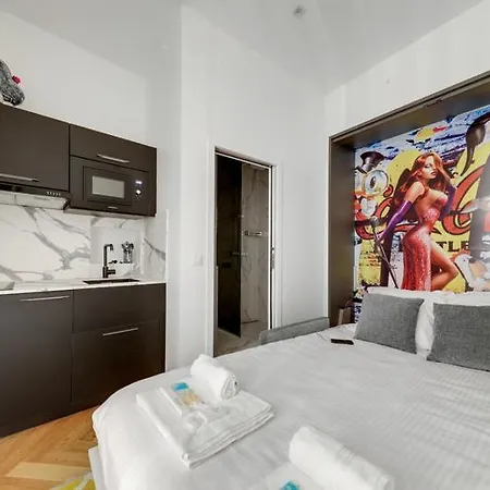 207-suite Cartier *