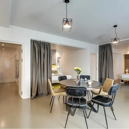 Appartement Modern And Eclectic 3bd Duplex In Le Marais! Parijs