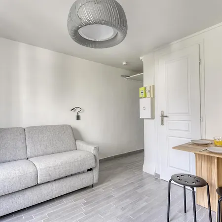 Branded New Cozy In The Heart Of 17 * Paris