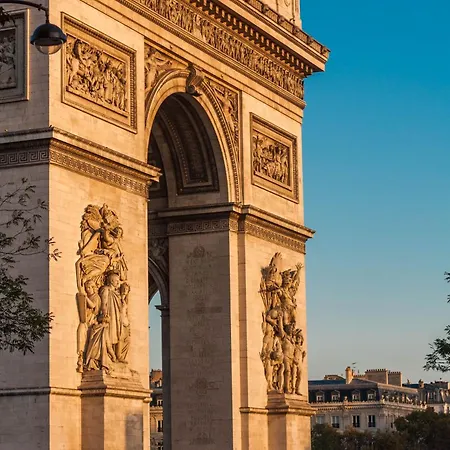 Arc De Triomphe Champs Elysees Apartment