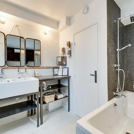 Stylish And Sunny 7bd With Garden For 17 Guests! Paris
