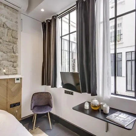 Stylish And Sunny 7bd With Garden For 17 Guests! * Paris