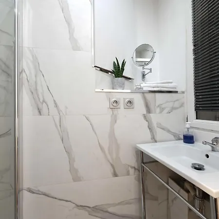 Appartement Fabulous Comfortable With Updated Finishes And Design Next To Champ De Mars