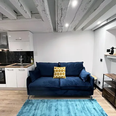 Urban Flat 174 - Vuitton St Denis Apartamento París