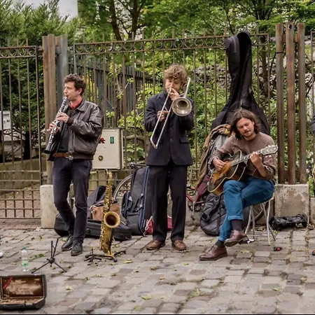 Amelie Poulain In Heart Of Montmartre * Paris