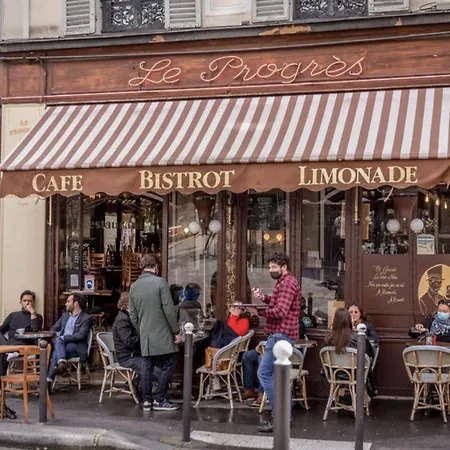 Amelie Poulain In Heart Of Montmartre Apartment Paris