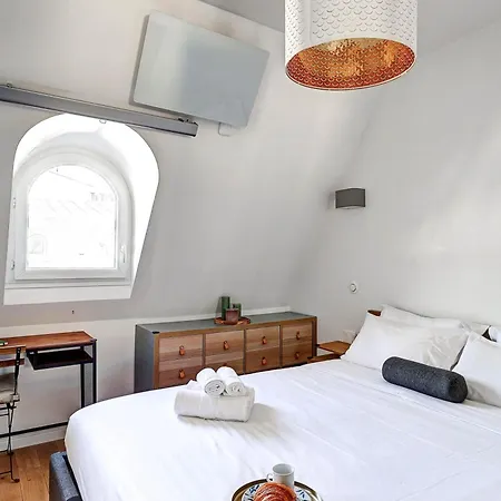 Apartament 1br Champs-elysees - Cityapartmentstay