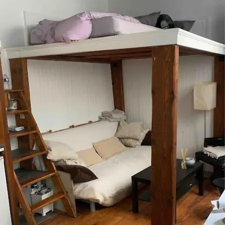 Appartement Studio Charmant Au Coeur De ! Paris