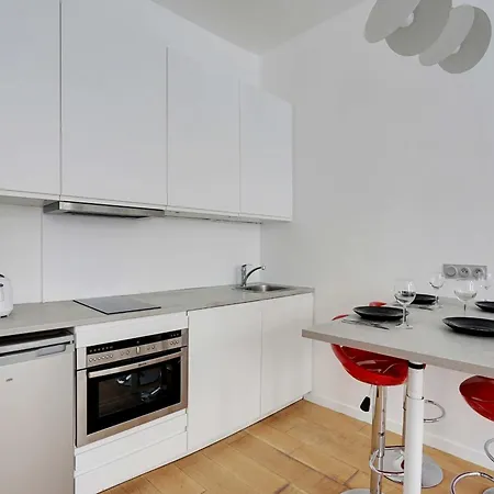 Charming Refurbished Studio -maraisbeaubourg *