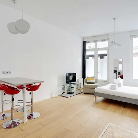 Charming Refurbished Studio -maraisbeaubourg * 巴黎