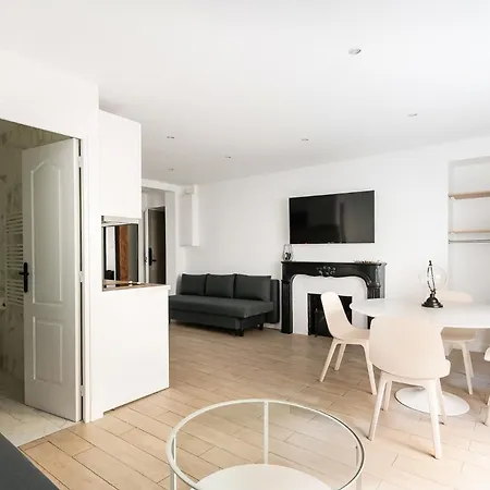In The Heart Of The Marais With Air Conditioning Apartment Paris