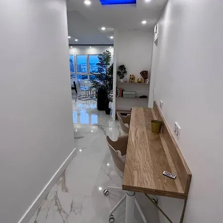 شقة With Amazing View Of + Parking باريس