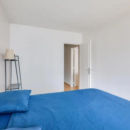 Quartier Saint Ambroise Apartment Paris