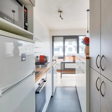 Apartment Quartier Saint Ambroise *