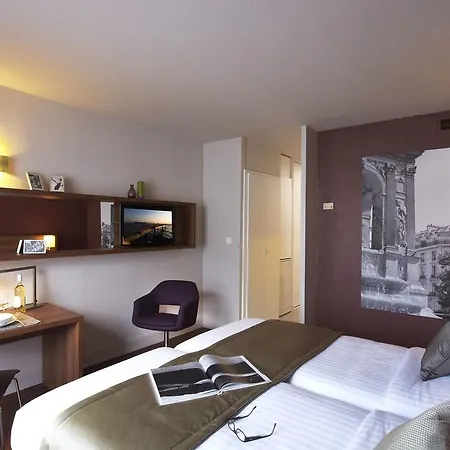 Hotel La Clef Louvre By The Crest Collection
